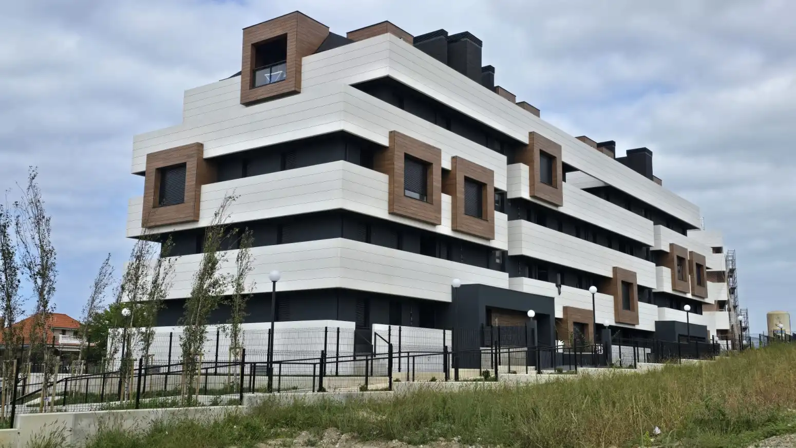 Piso con terraza en venta en Suances - CL LA RASA 4