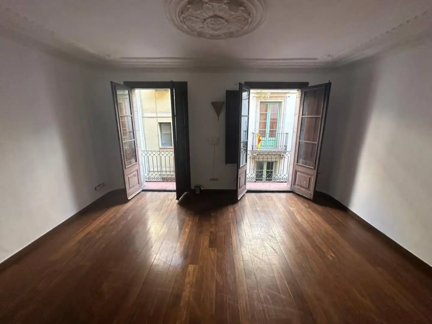 Appartamento con ascensore in vendita a Calle  escudillers
