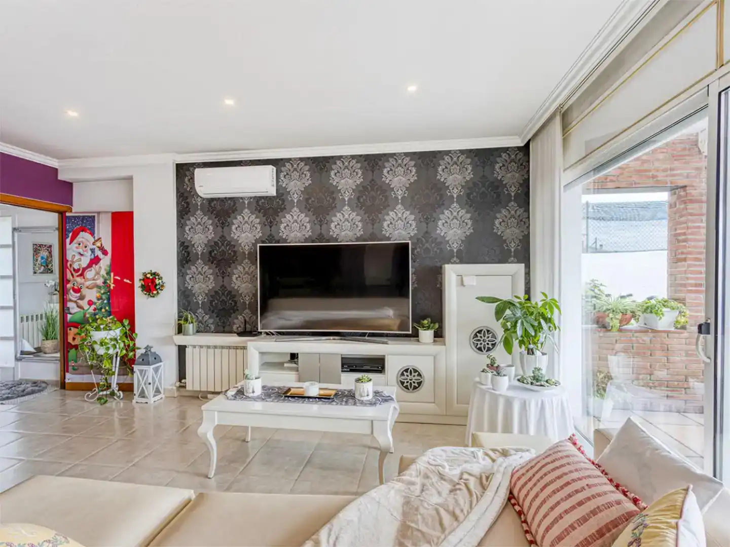 Living room of Flat for sale in Lloret de Mar  with Air Conditioner, Swimming Pool and Balcony