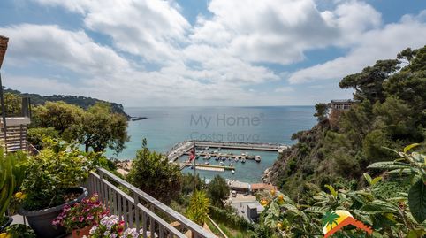 R02377 EXCLUSIVA CASA ADOSADA EN PRIMERA LINEA DE MAR  CON VISTAS AL PUERTO DE CALA CANYELLES, LLORET DE MAR.