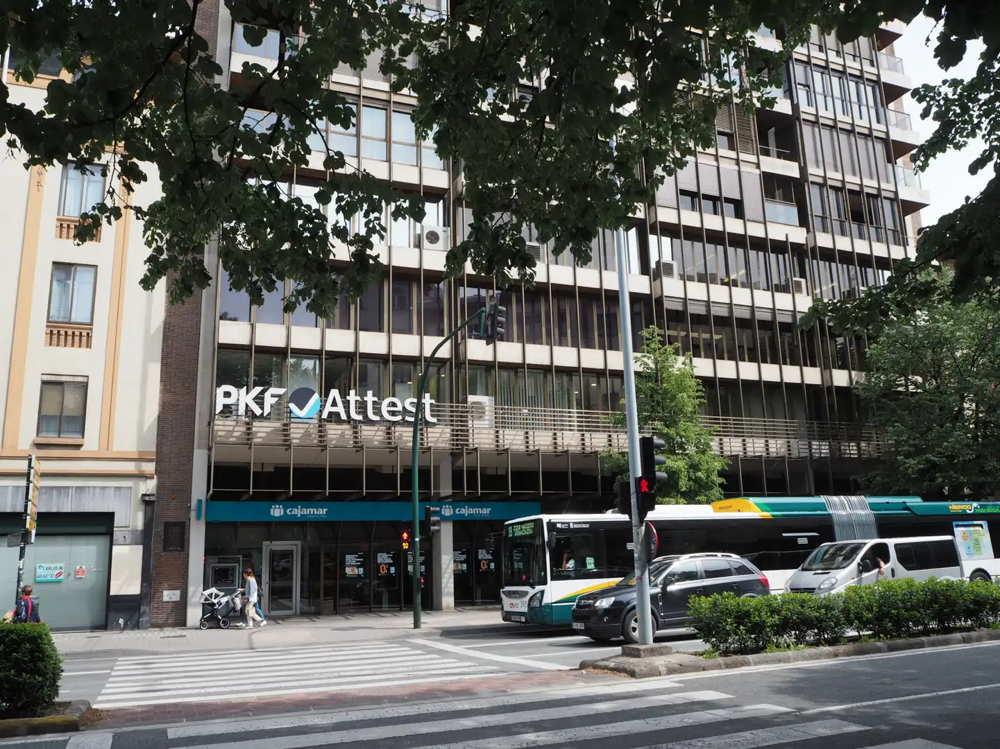 Office space for sale in Pamplona-Iruña - Av. Baja Navarra, imagen 2