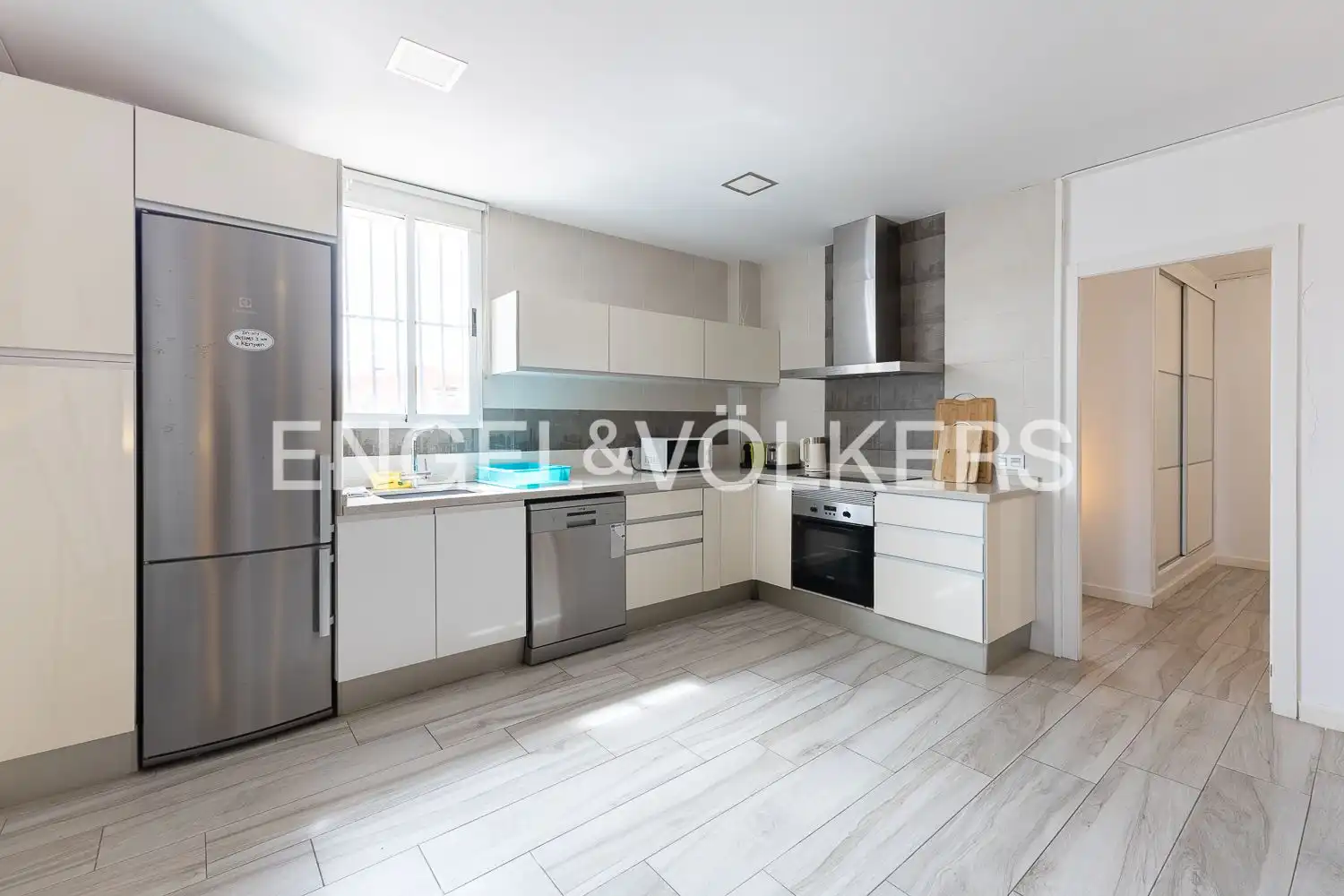 Cocina de Casa o chalet en venta en Valencia con Aire acondicionado, Calefacción y Terraza