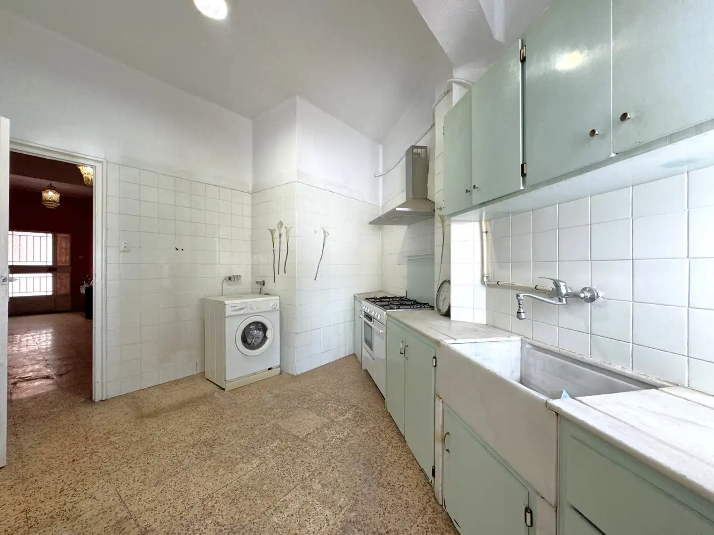 Cuina de Casa o xalet en venda en Serra amb Terrassa i Balcó