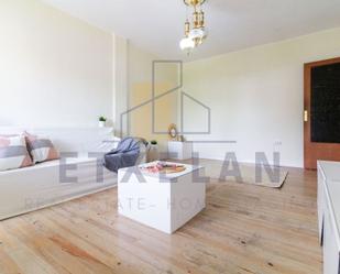 Living room of Flat for sale in Elorrio  with Balcony