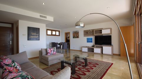 Foto 2 de Piso en venta en Calle el Pinar, 23, Alto de los Monteros, Marbella