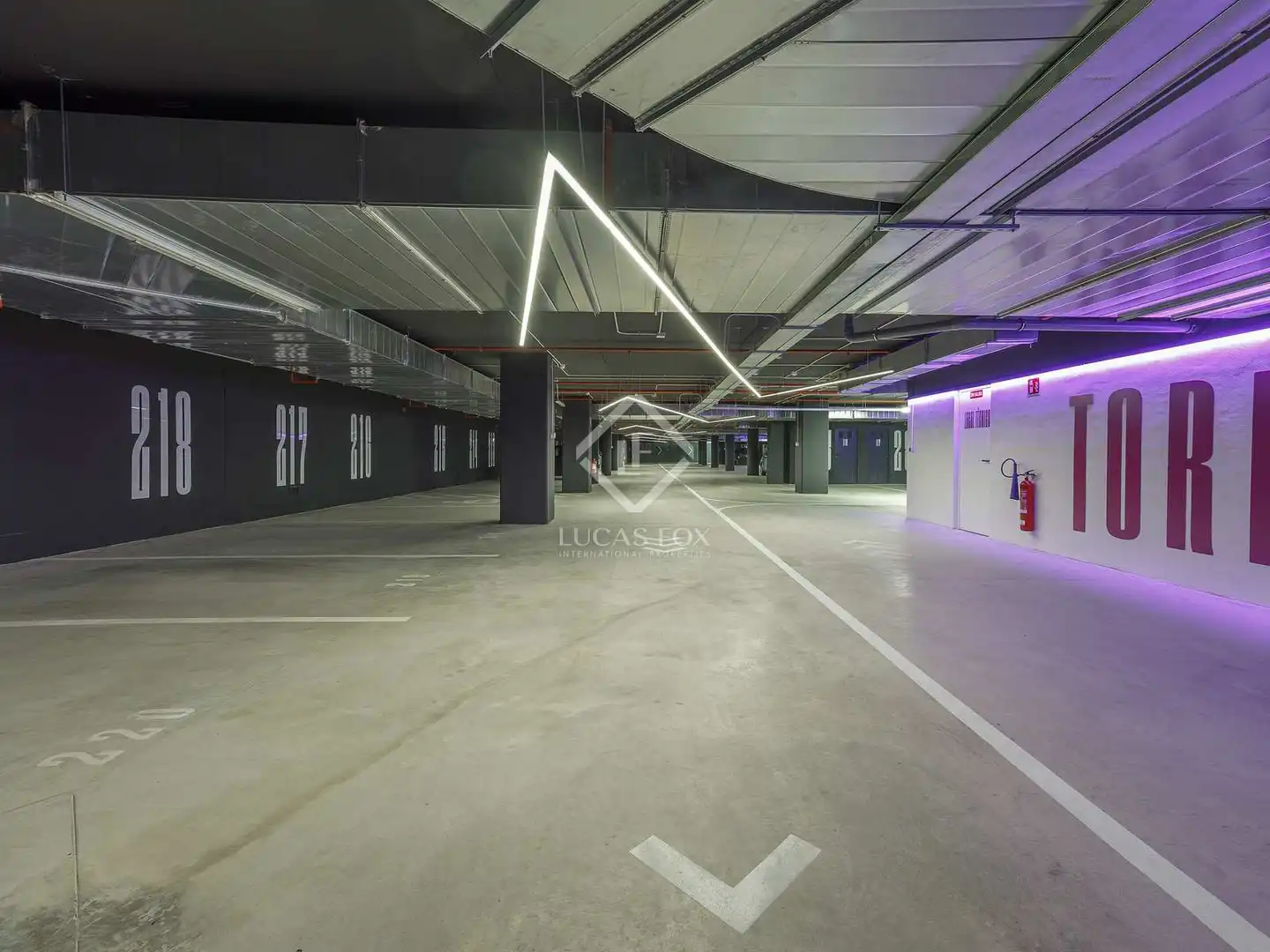 Parkplatz von Dachboden zum Verkauf in Valencia mit Klimaanlage, Heizung und Terrasse