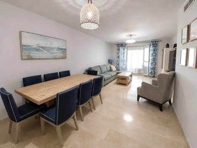 Comedor de Piso en venta en Manilva con Aire acondicionado, Calefacción y Jardín privado
