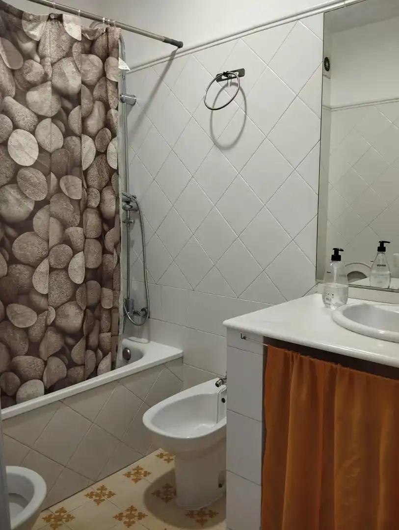 Baño de Apartamento de alquiler en Chiclana de la Frontera con Aire acondicionado y Amueblado