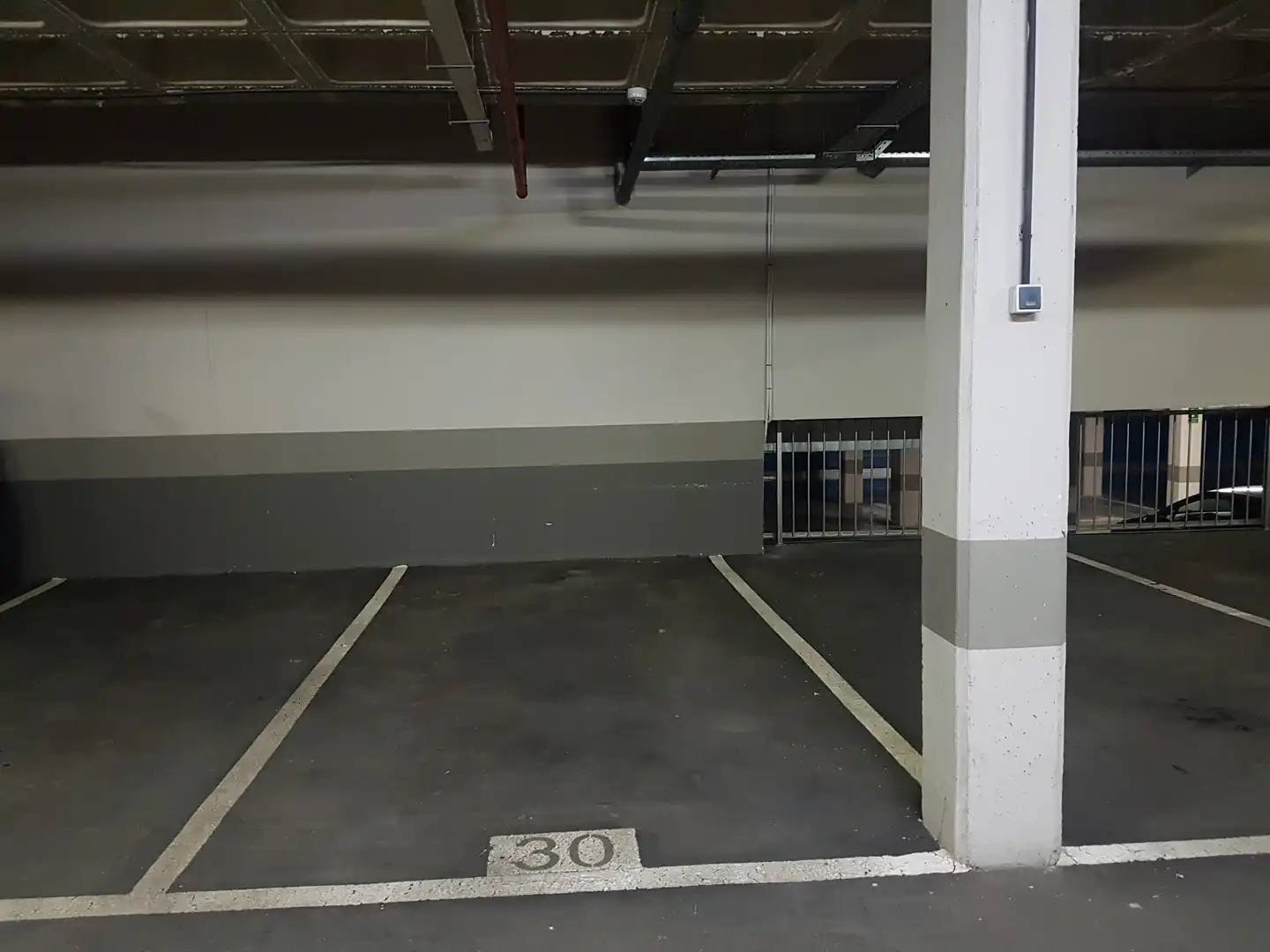 Aparcament amb ascensor en venda a Av Cerro Milano, imagen 5
