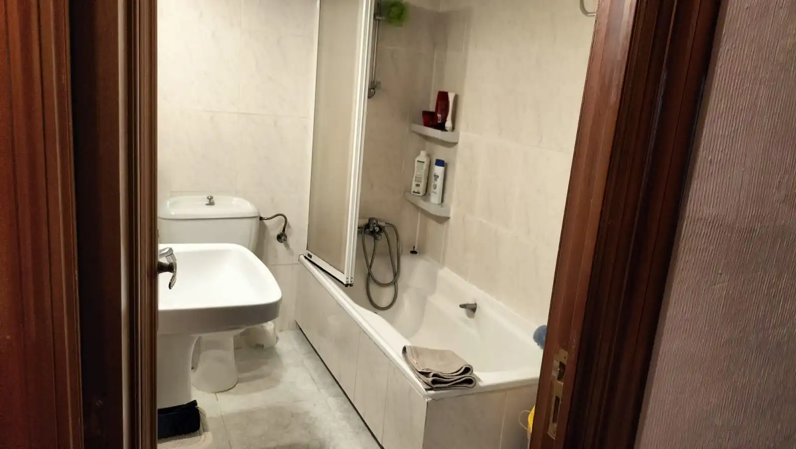 Badezimmer von Wohnung zum Verkauf in Palencia mit Heizung, Terrasse und Möbliert