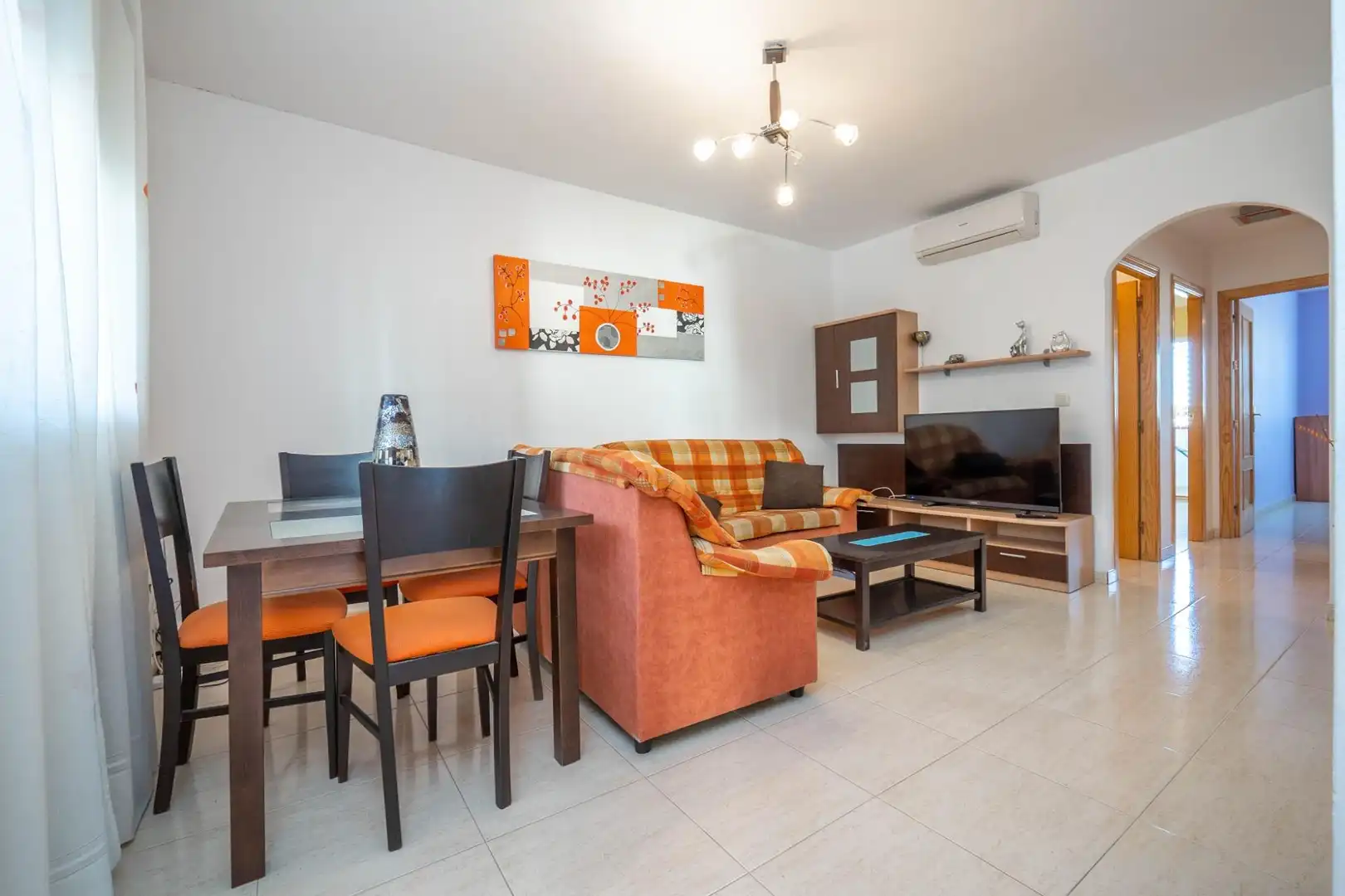 Sala d'estar de Pis en venda en Churriana de la Vega amb Piscina comunitària