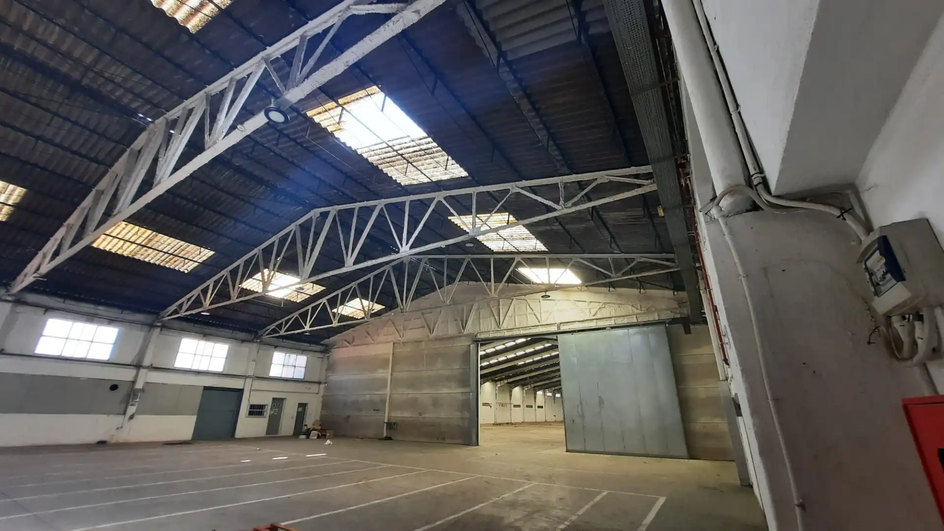 Fabrikhallen zur Miete in Almazora / Almassora