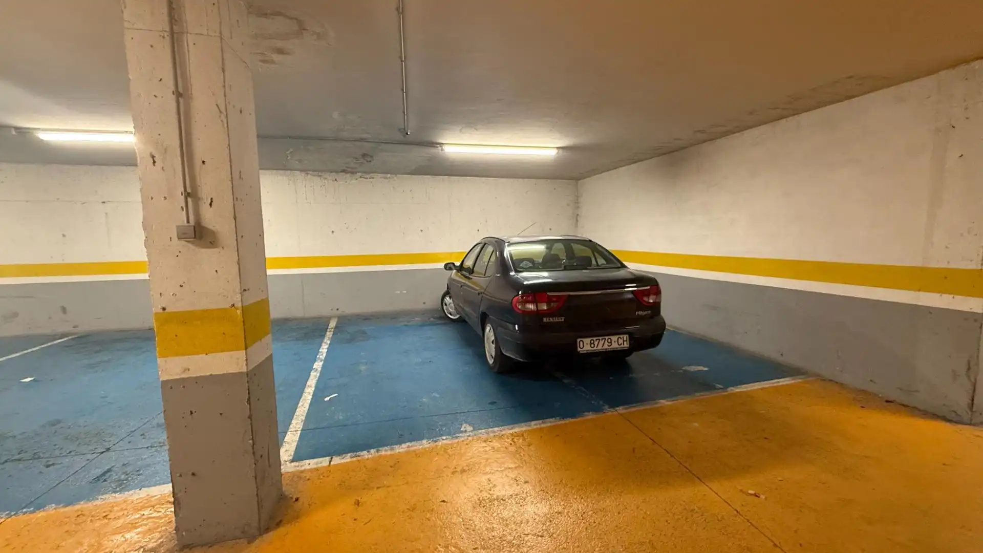 Pis amb ascensor en venda a AV LA VEGA DE SANTIAGO 42, imagen 38