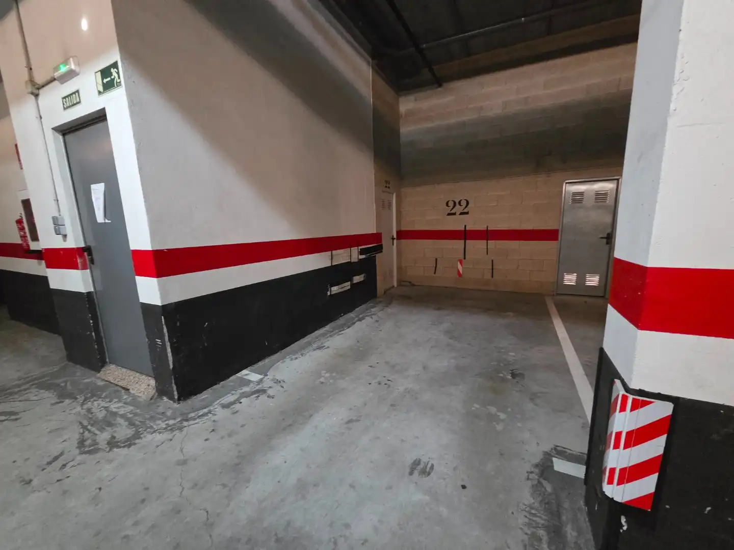 Aparcament de Pis en venda en Burgos amb Calefacció i Traster