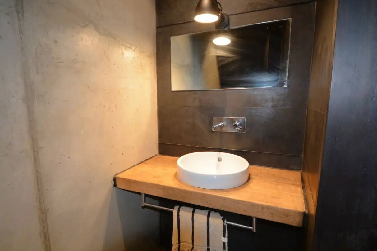 Bany de Casa o xalet en venda en Donostia - San Sebastián  amb Aire condicionat, Calefacció i Jardí privat