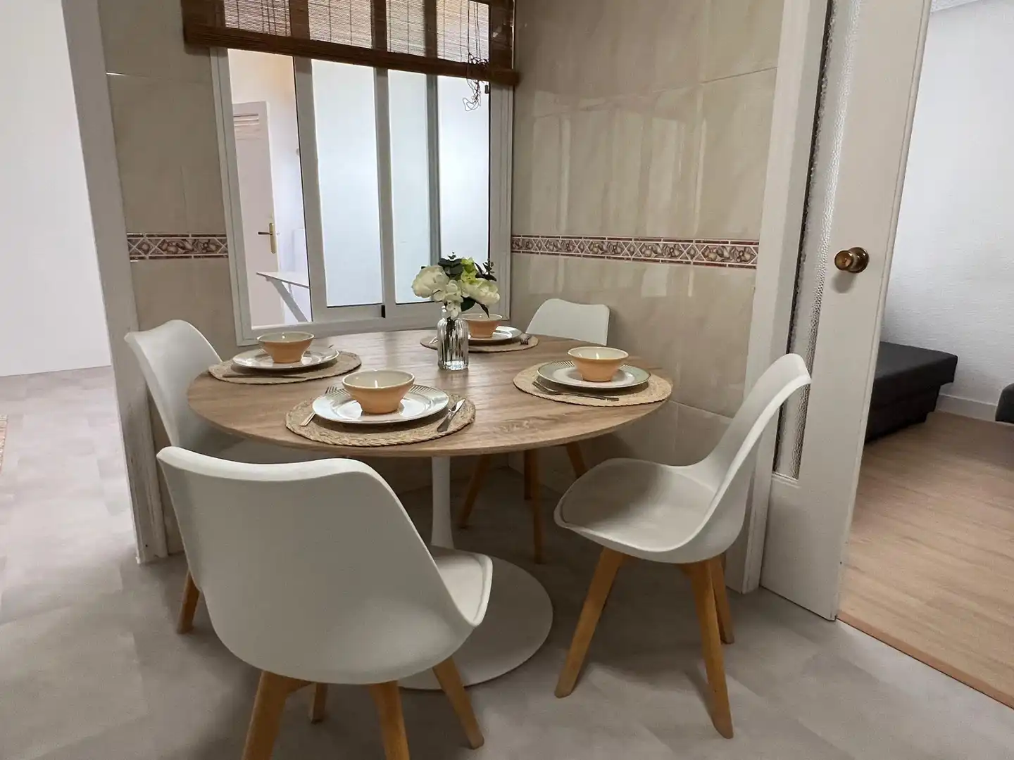 Flat for rent in Calle TORRES QUEVEDO, 51, Plaza Crevillente - Antiguos Juzgados - El Asilo