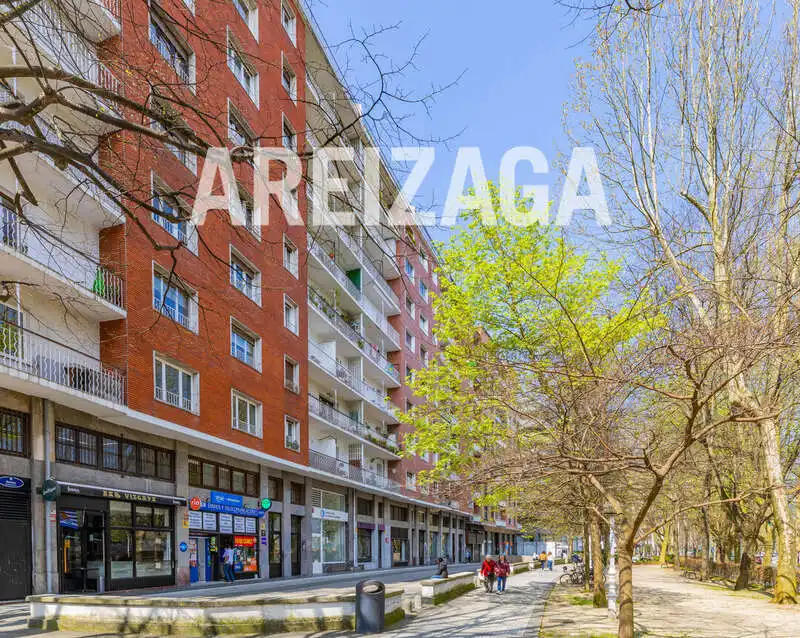 Exterior view of Flat for sale in Donostia - San Sebastián   with Heating