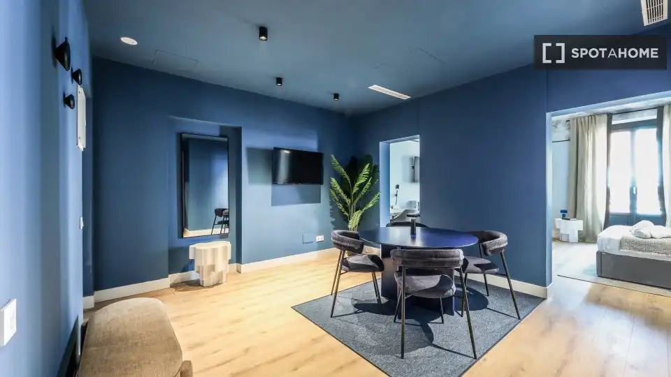Flat with terrace to rent in Centro