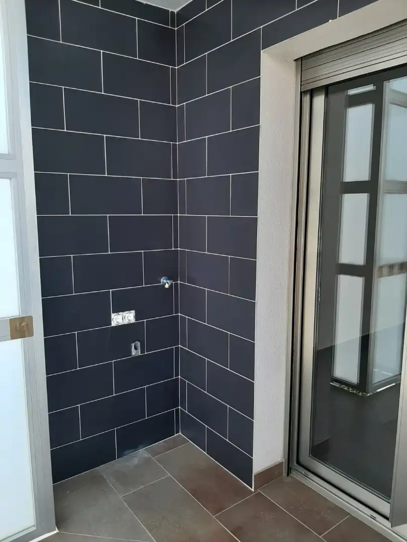 Bathroom of Flat for sale in Mataró  with Air Conditioner, Heating and Oven