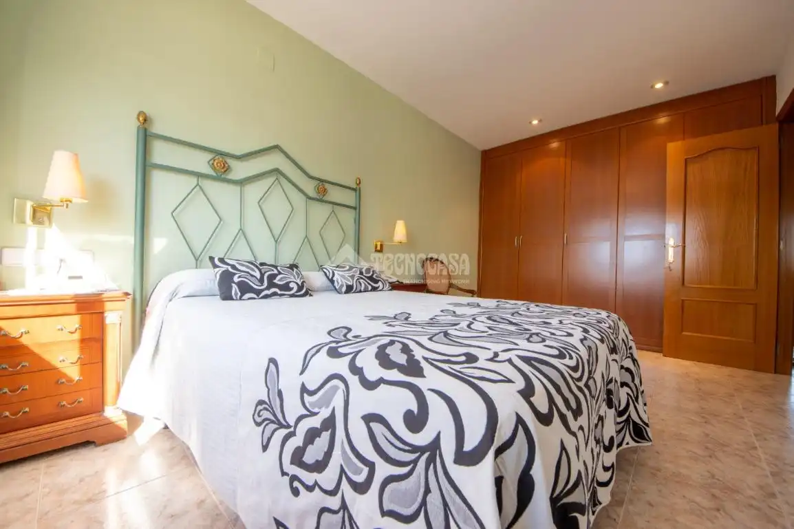 Habitación de Casa adosada en venta en Tarragona con Aire acondicionado