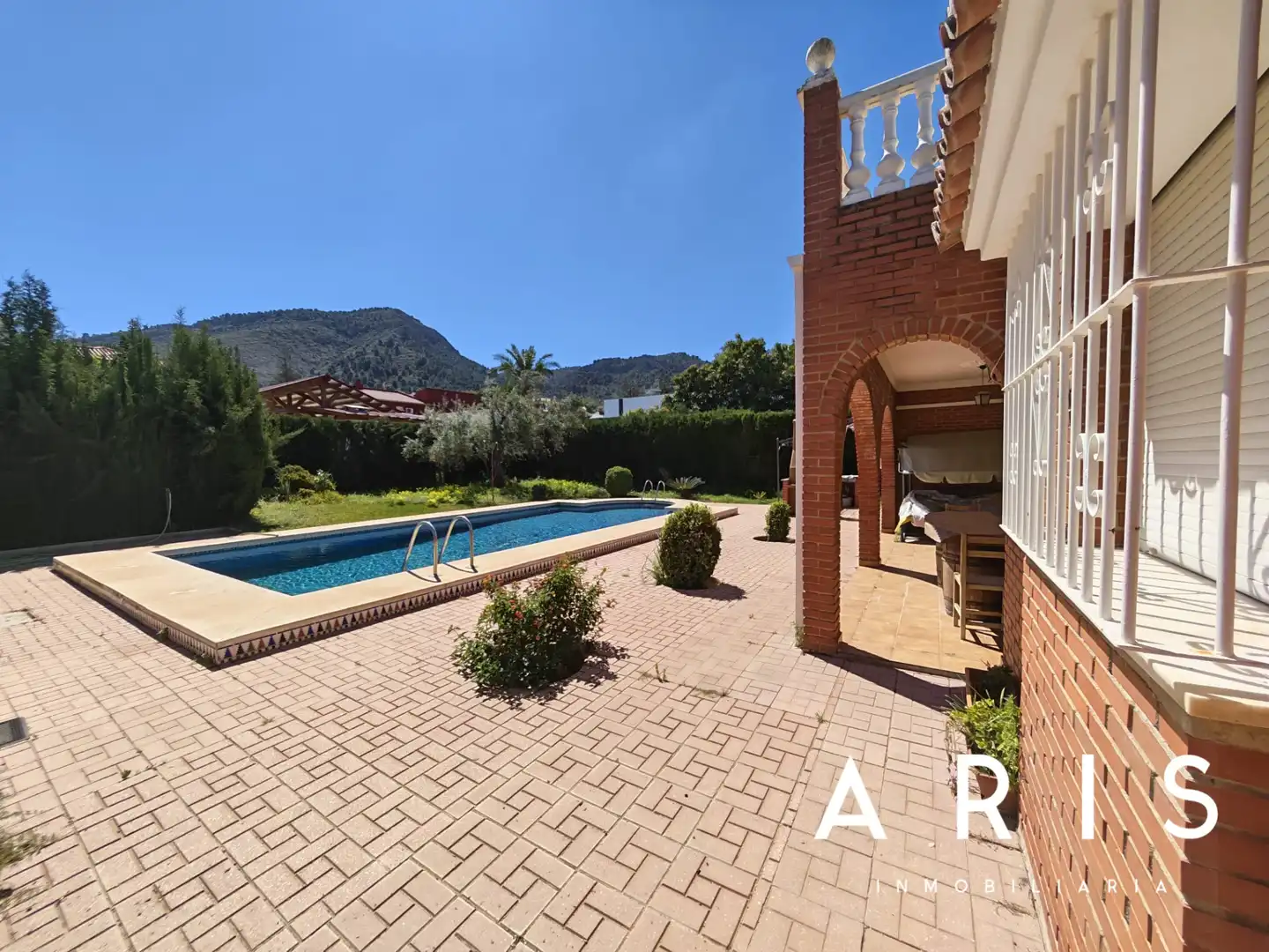Garden of Houses for sale in Alhaurín de la Torre  with Air Conditioner, Heating and Private garden