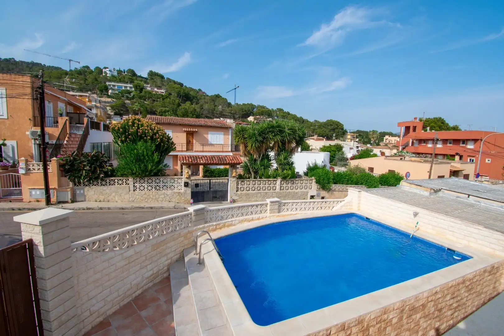Swimming pool of Houses for sale in Calvià  with Air Conditioner, Heating and Private garden