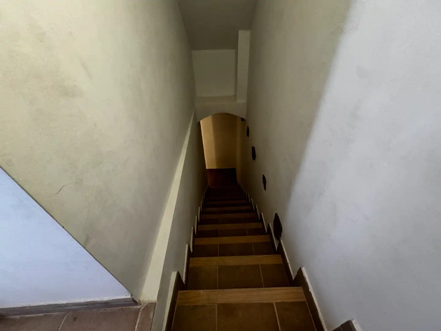 Casa adosada en venta en Calle de los Serranos de Aparicio, 11, Cretas