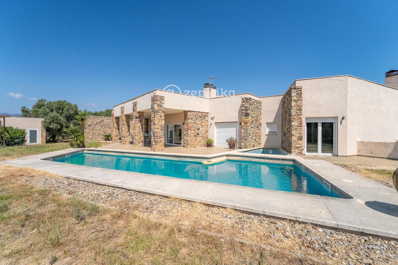 Vista exterior de Casa o xalet en venda en Cambrils amb Aire condicionat, Calefacció i Traster