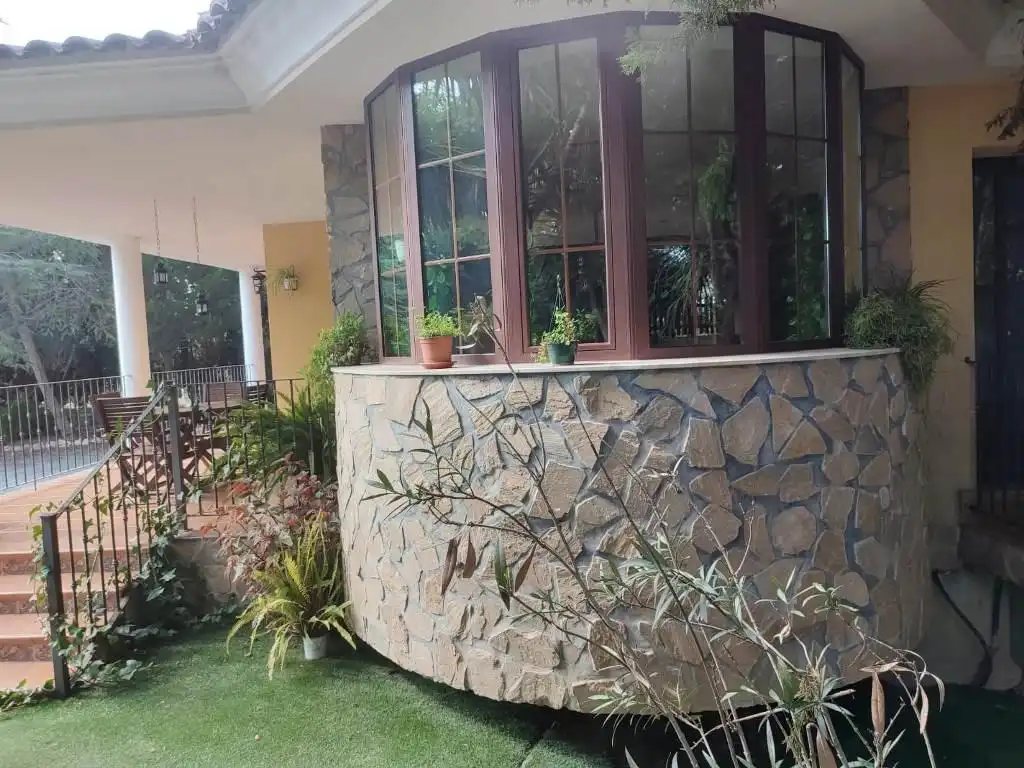 Vista exterior de Casa o xalet en venda en Totana amb Calefacció, Jardí privat i Terrassa