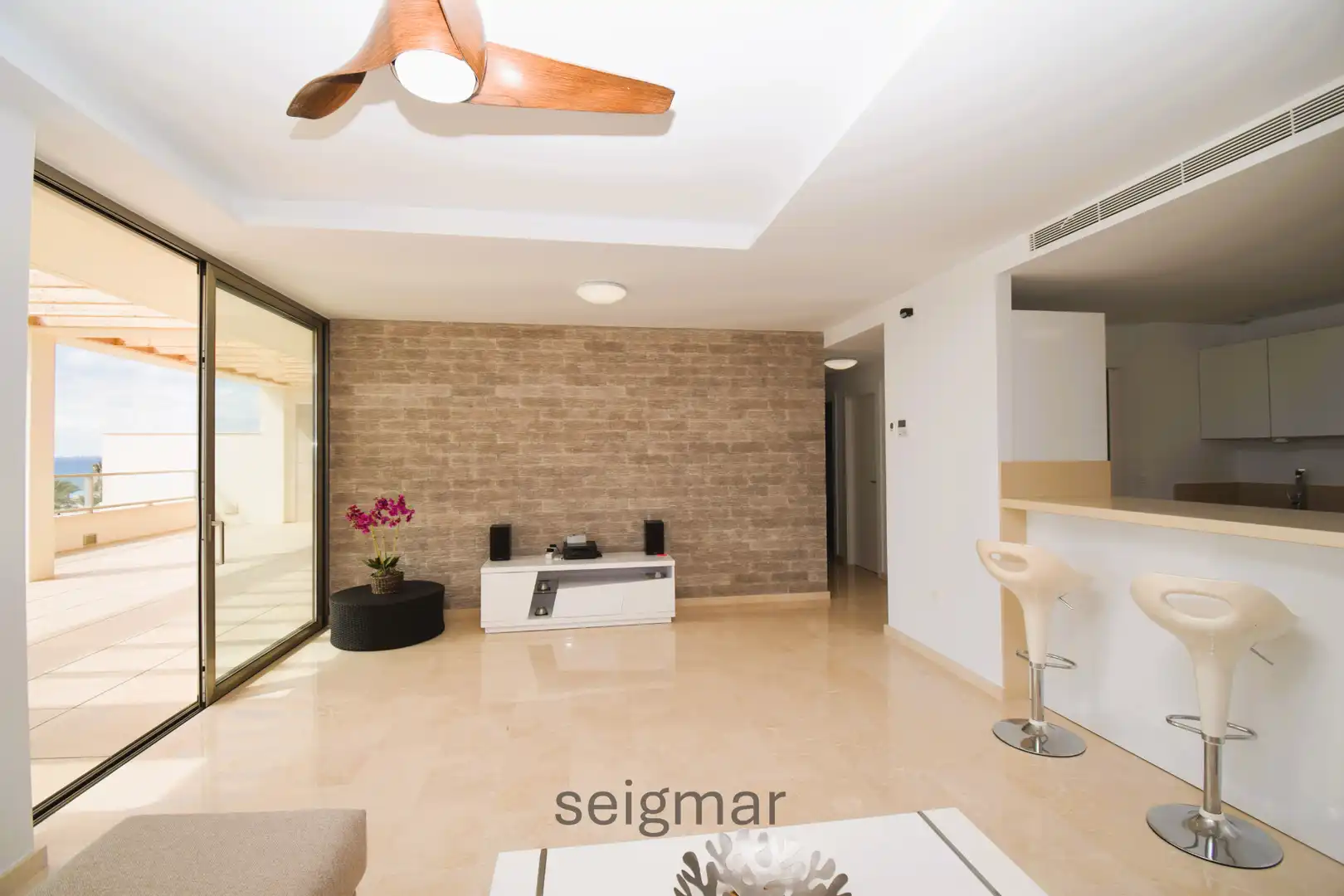 Sala de estar de Ático en venta en Villajoyosa / La Vila Joiosa con Aire acondicionado, Calefacción y Terraza