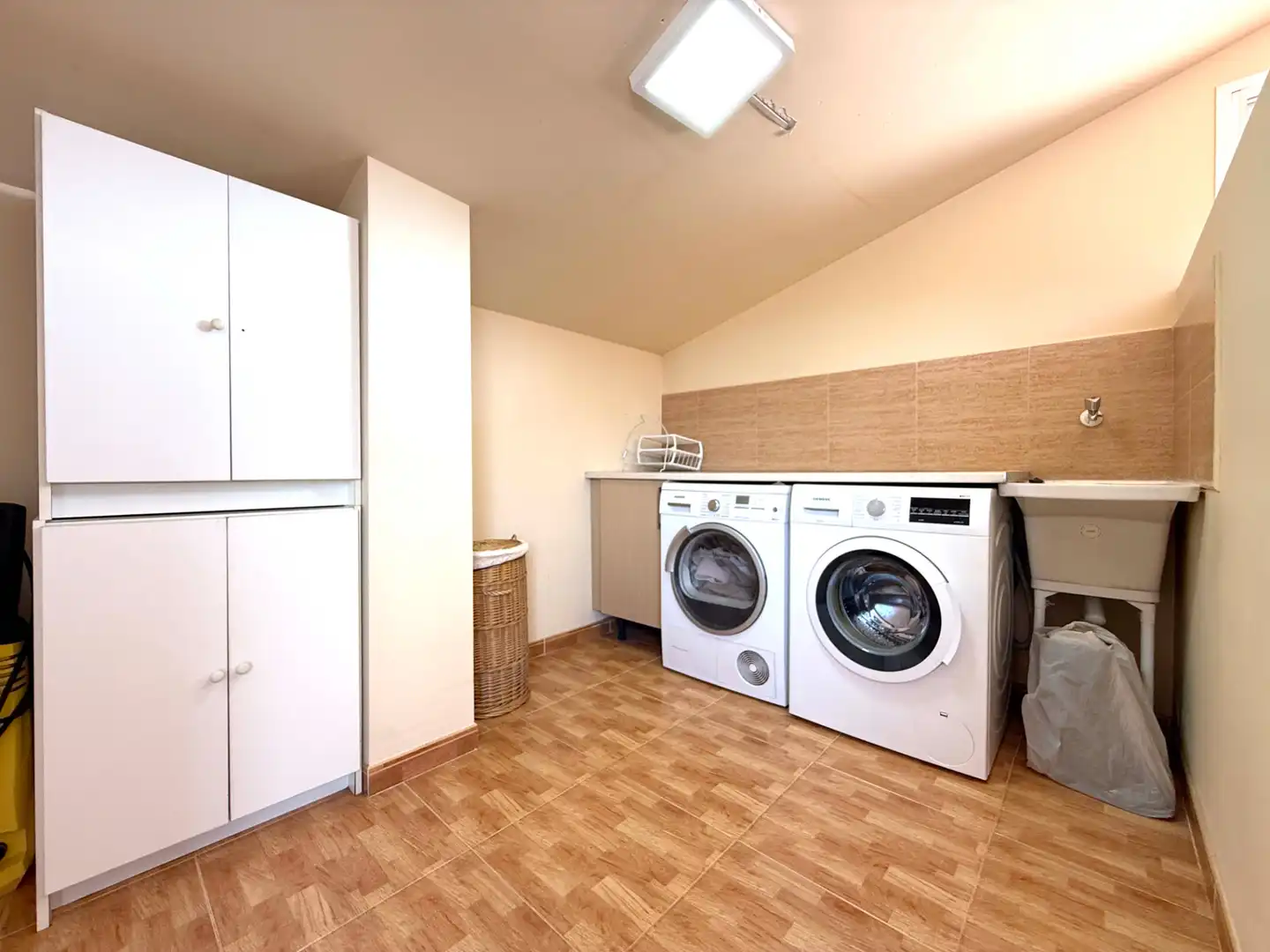 Casa a schiera con terrazza in vendita a Carrer de Vinebre, imagen 62