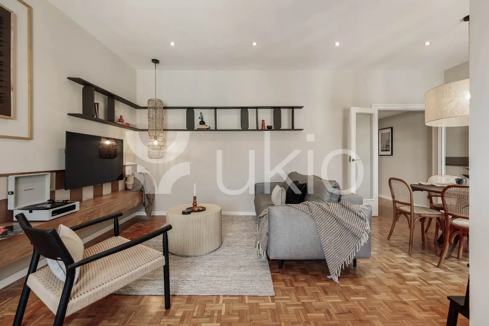 Living room of Apartments for rent in Barcelona  with Air Conditioner, Heating and Furnished