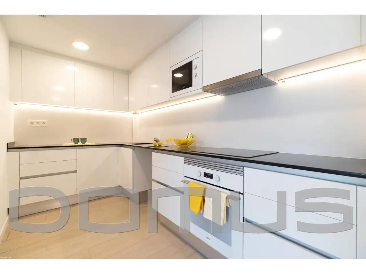 Flat with terrace for sale in Calle JOAN DE TOLEDO 7, imagen 3