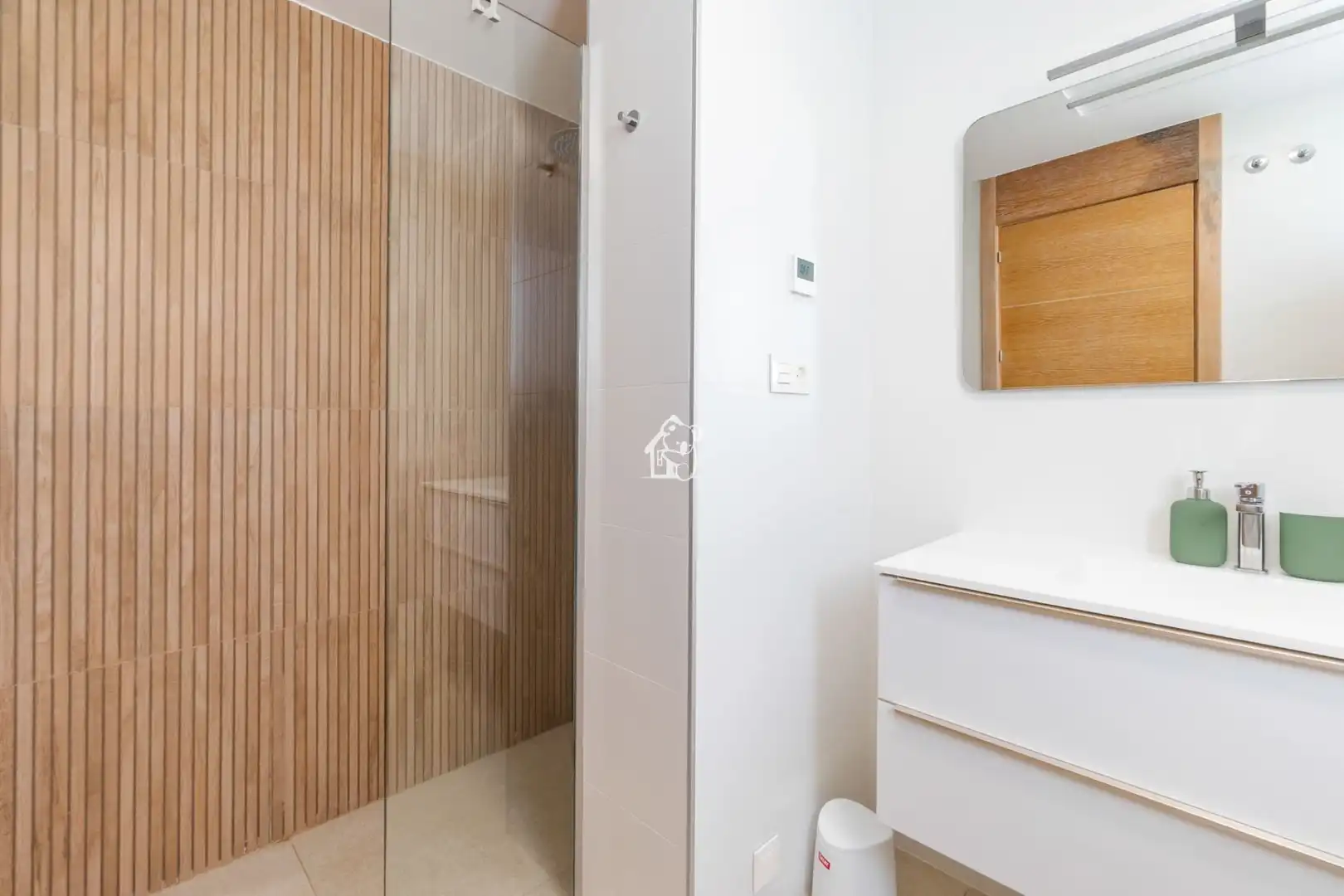 Baño de Casa o chalet de alquiler en Guardamar del Segura con Aire acondicionado, Jardín privado y Terraza