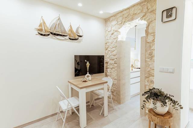 Estudio en Alquiler en Plaza de Toros - Avenida Chapí - Trinquete