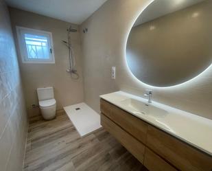 Bathroom of Planta baja for sale in Sabadell  with Air Conditioner