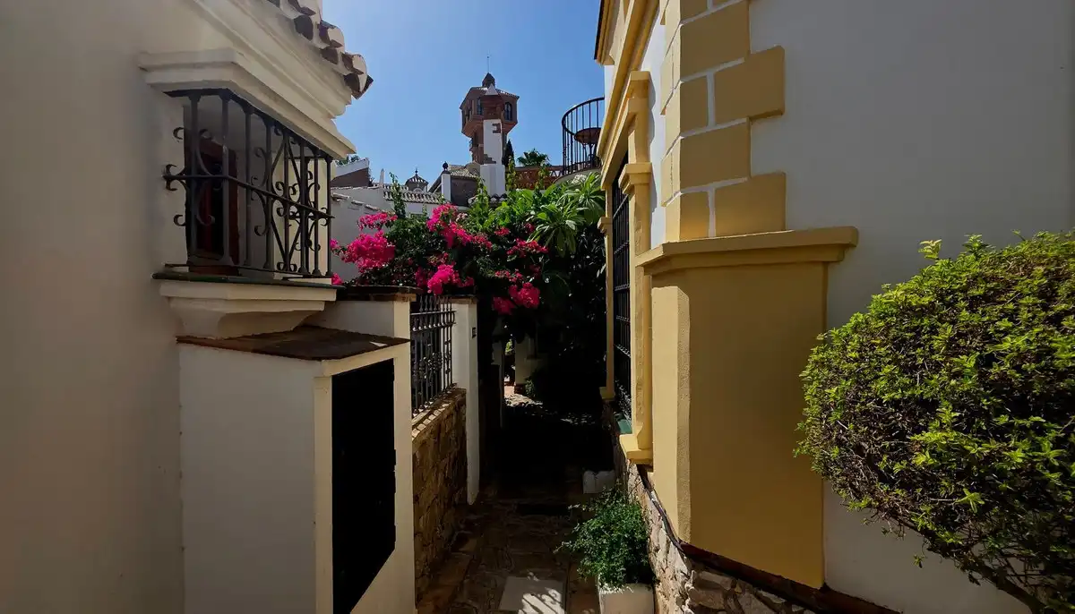 Exterior view of Houses for sale in Mijas  with Terrace and Community pool