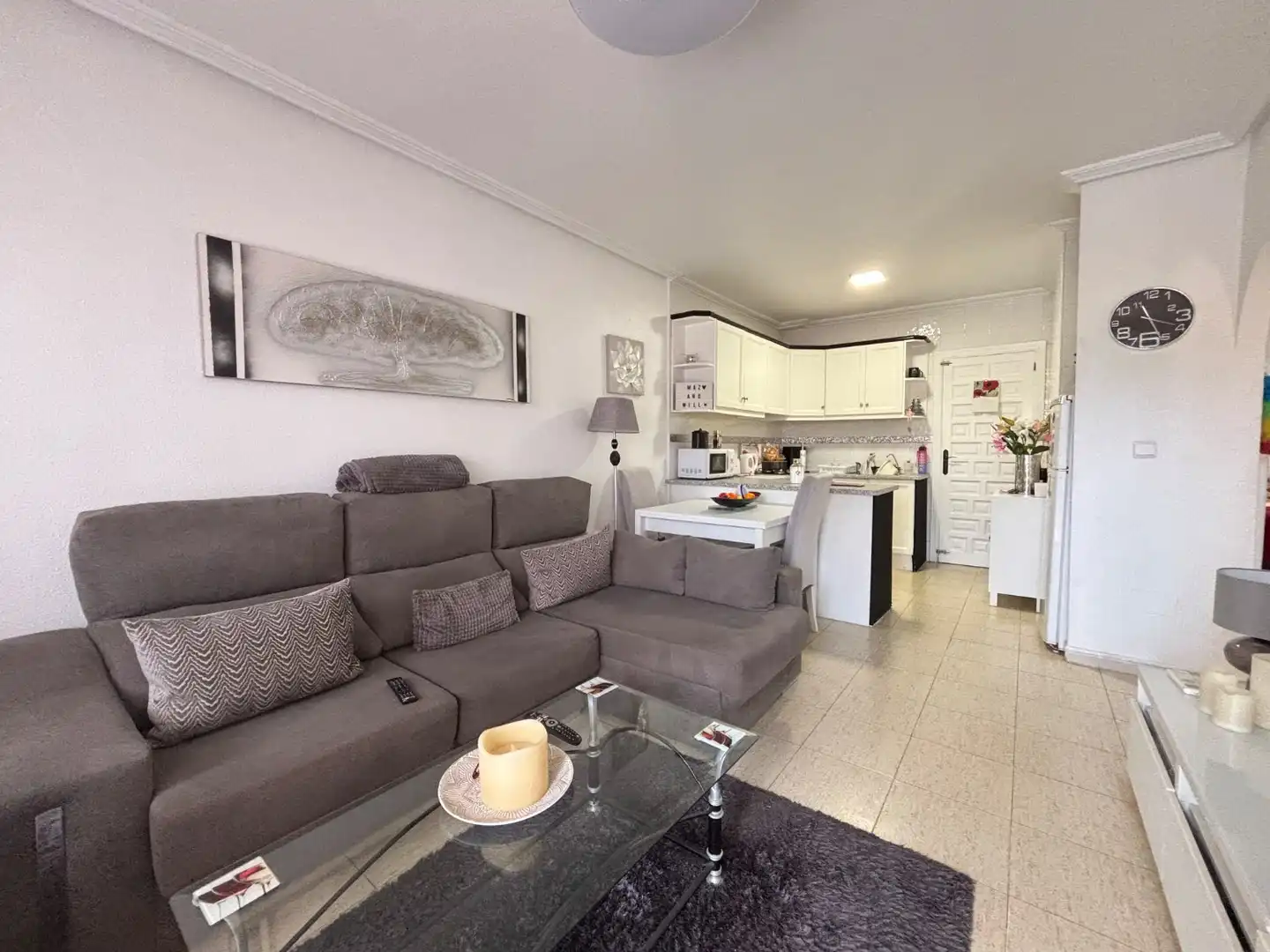 Sala d'estar de Apartament en venda en Orihuela amb Aire condicionat, Moblat i Internet