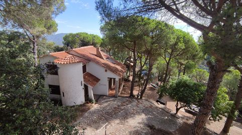 PARCELA CON 3 CASAS INDEPENDIENTES