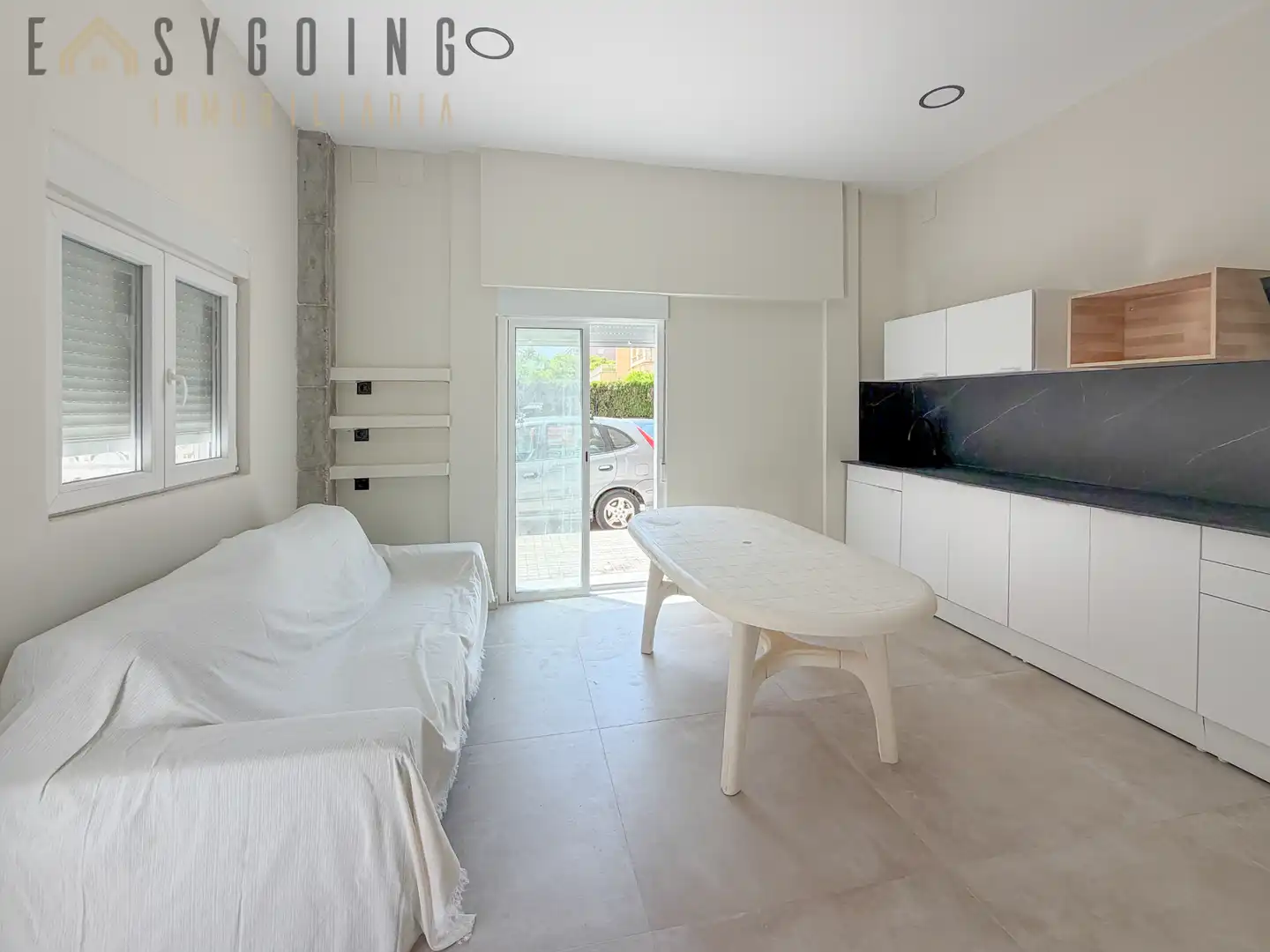 Sala de estar de Estudio en venta en Santa Pola con Terraza y Horno