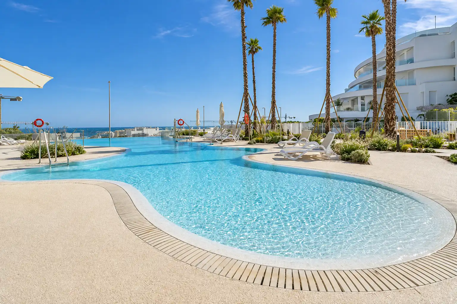 Bajo con piscina en alquiler en La Cala Mijas, imagen 2