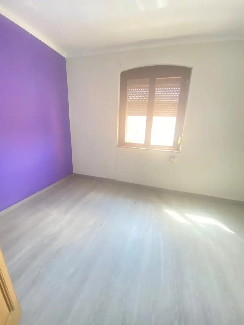 Schlafzimmer von Einfamilien-Reihenhaus zum Verkauf in Langreo mit Terrasse und Abstellraum