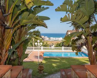 Jardí de Casa o xalet de lloguer en Santa Susanna amb Aire condicionat, Terrassa i Piscina