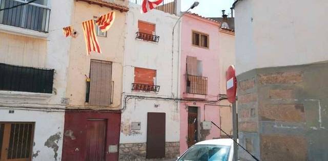 Casa-chalet en Venta en Calle Hilarza en Caspe