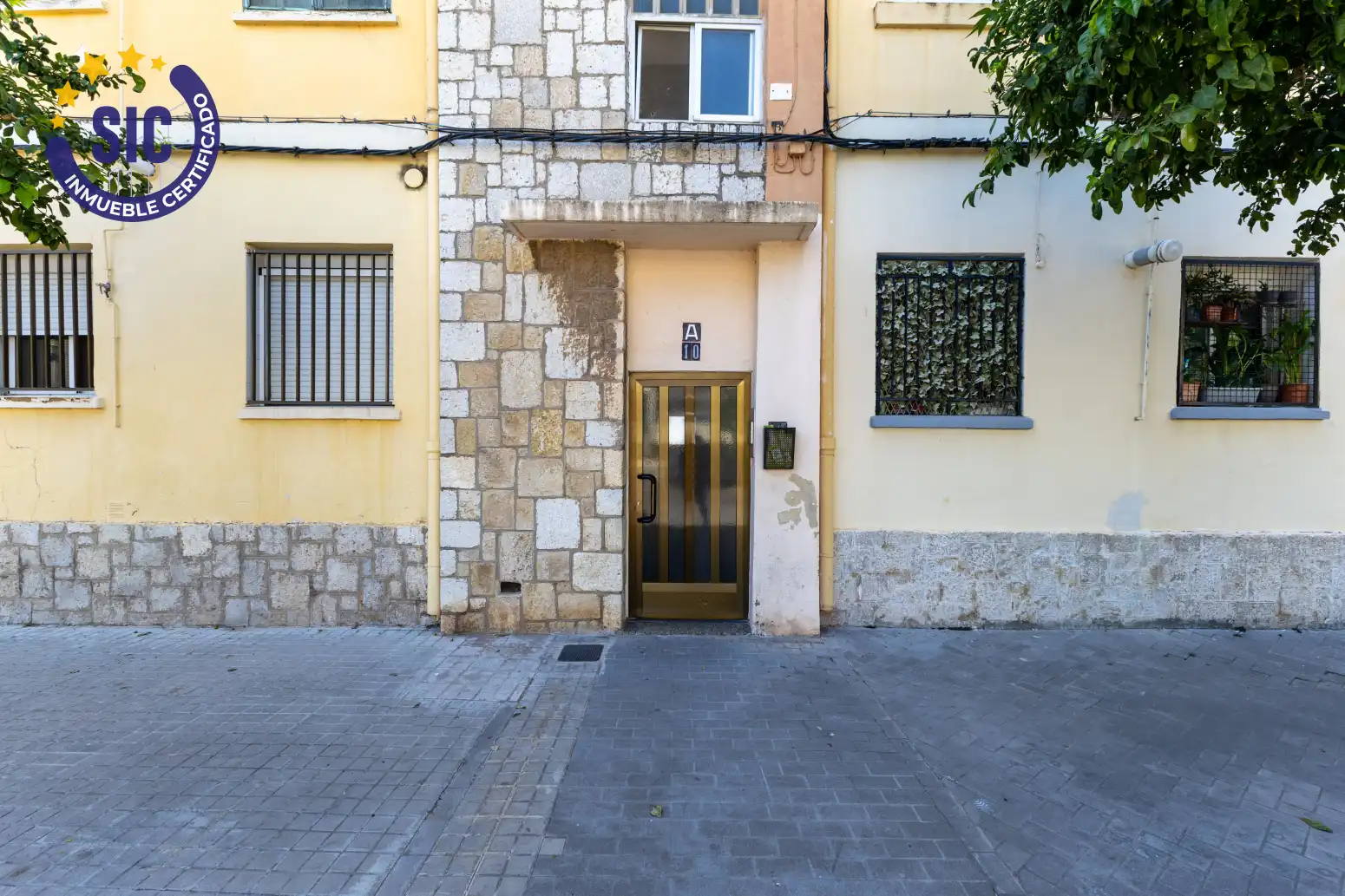 Vista exterior de Pis en venda en Sagunto / Sagunt amb Aire condicionat i Balcó