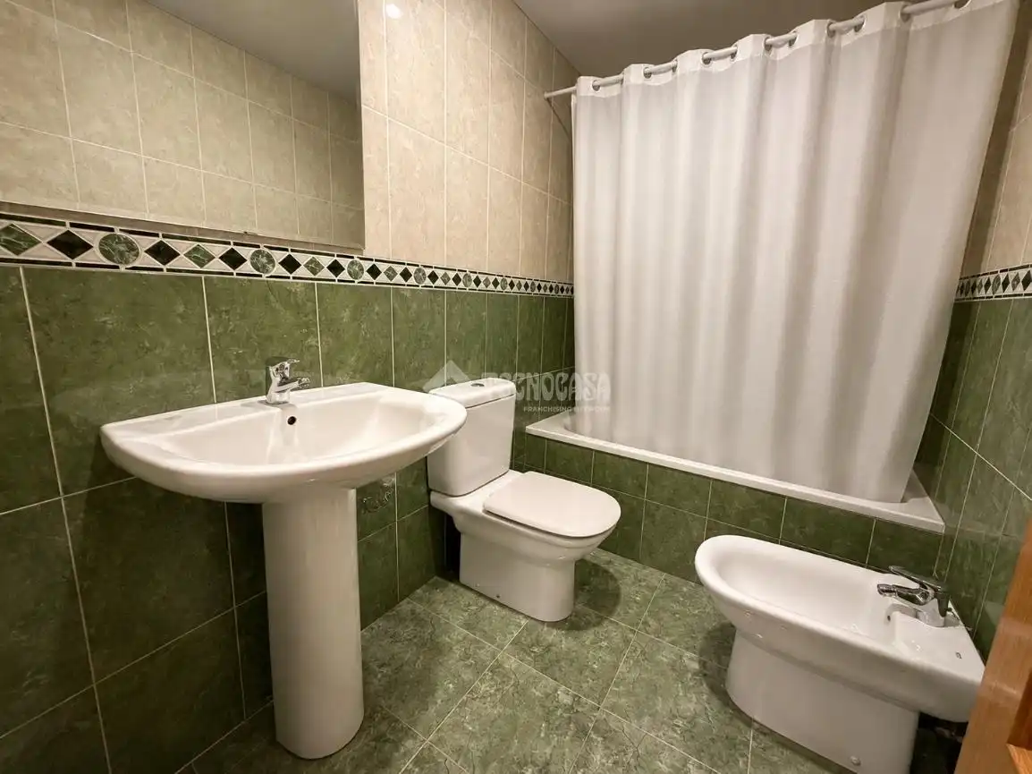 Bathroom of Flat for sale in Arganda del Rey  with Heating, Parquet flooring and Storage room