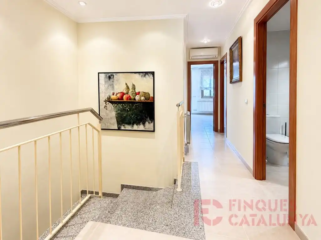Houses for sale in Vilablareix  with Air Conditioner and Heating