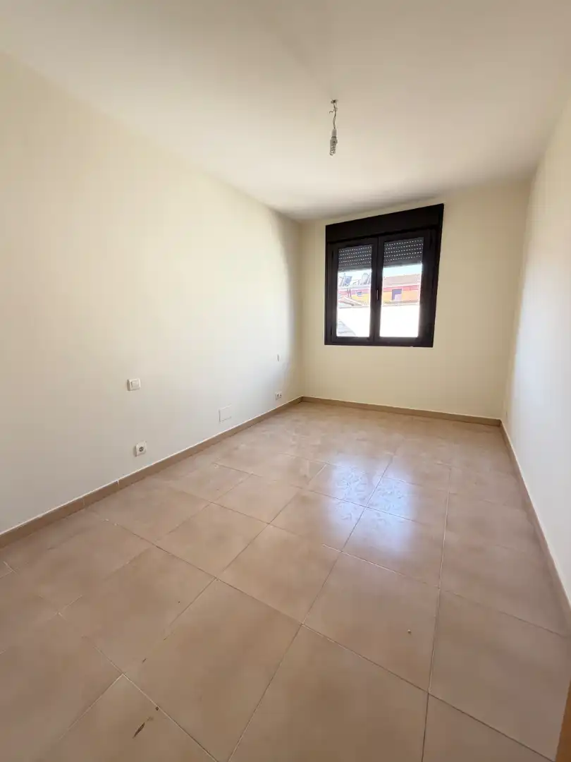 Maison mitoyenne avec jardin à vendre à Calle Jorge Guillén, imagen 4