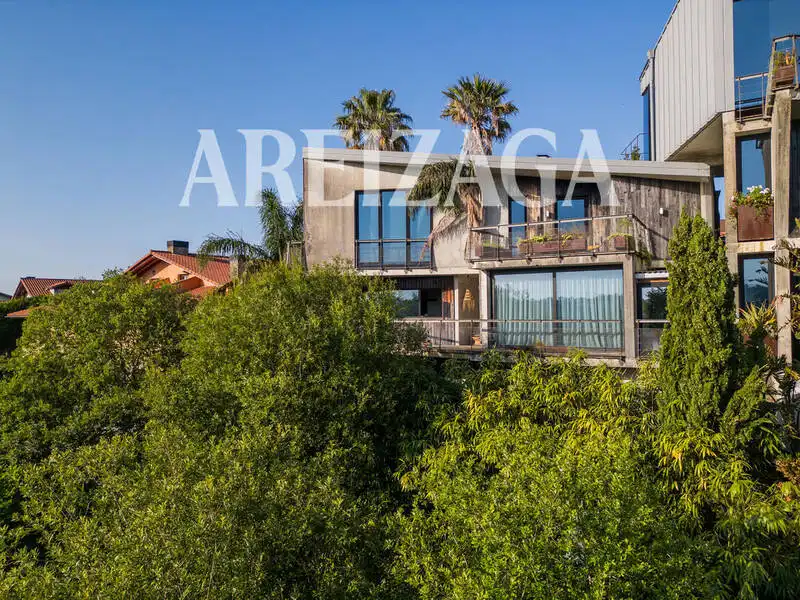 Vista exterior de Casa o chalet en venta en Donostia - San Sebastián  con Aire acondicionado, Calefacción y Jardín privado