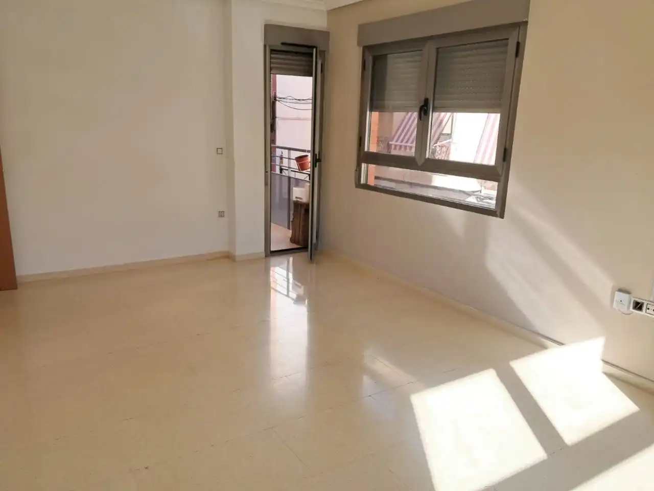 Flat with terrace for sale in Calle el salvador, imagen 5